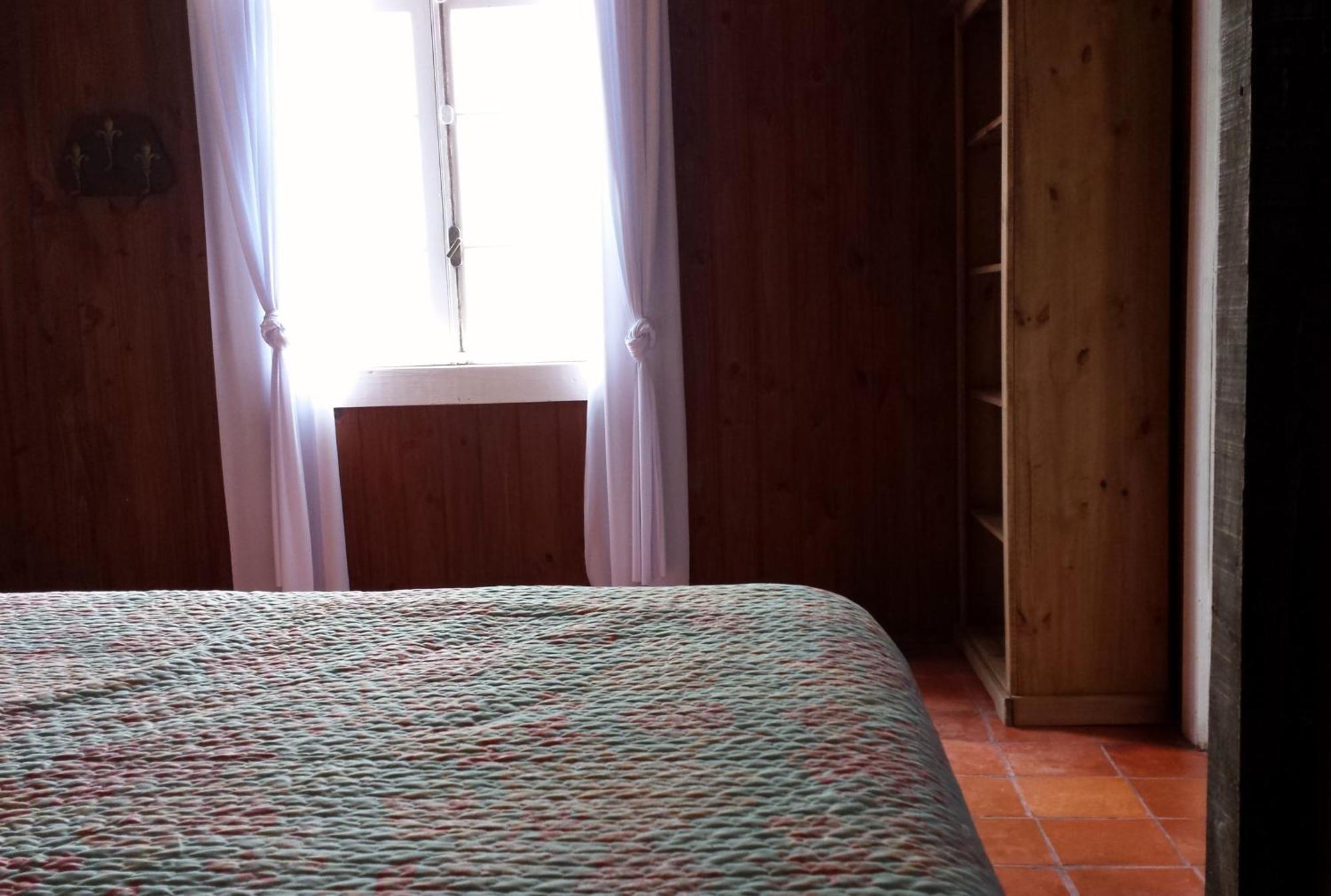 Aldeia Santuario Das Aves Tavares Habitación foto